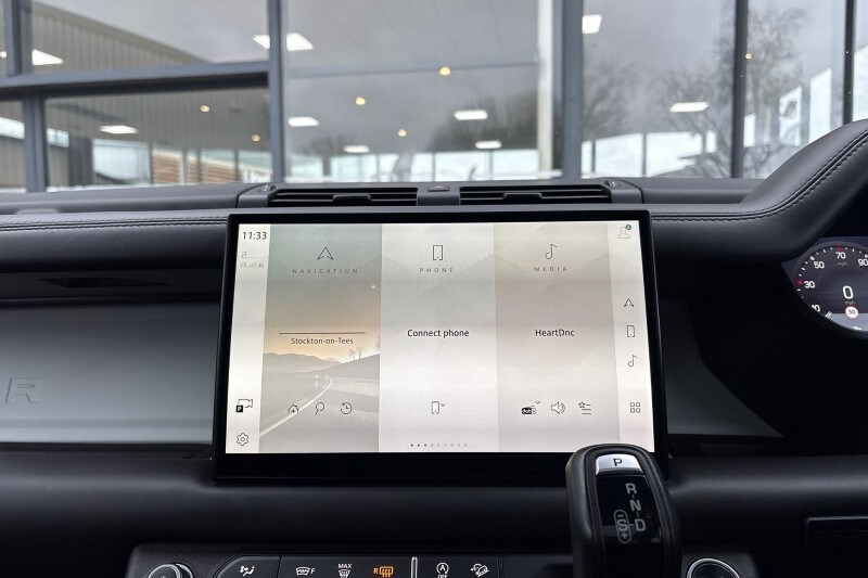 Used Land Rover Defender 2022 for sale - 78014765: Photo 14