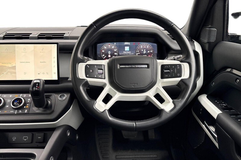 Used Land Rover Defender 2022 for sale - 78014765: Photo 15