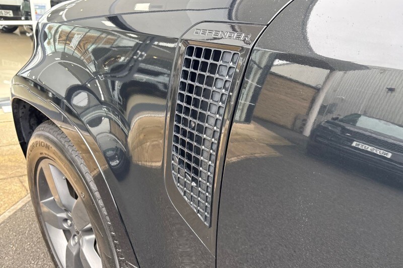 Used Land Rover Defender 2022 for sale - 78014765: Photo 20