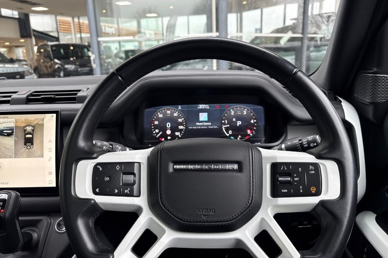 Used Land Rover Defender 2022 for sale - 78014765: Photo 28