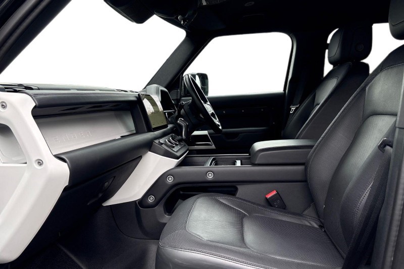 Used Land Rover Defender 2022 for sale - 78014765: Photo 3