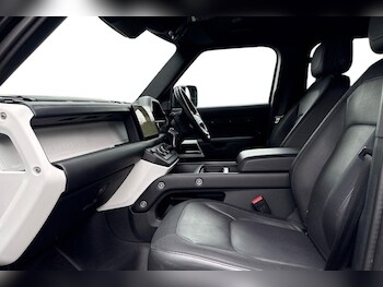 Used Land Rover Defender 2022 for sale - 78014765: Photo