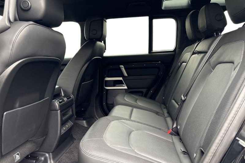 Used Land Rover Defender 2022 for sale - 78014765: Photo 4
