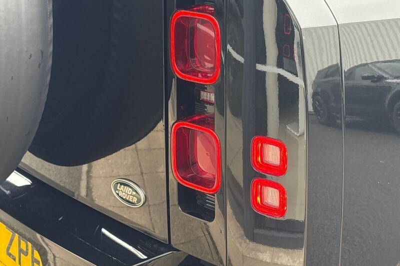 Used Land Rover Defender 2022 for sale - 78014765: Photo 51