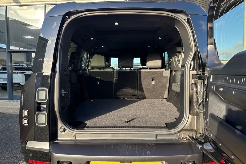 Used Land Rover Defender 2025 for sale - 77005461: Photo 10