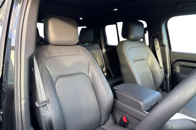 Used Land Rover Defender 2025 for sale - 77005461: Photo 26