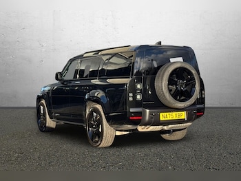 Used Land Rover Defender 2025 for sale - 77005461: Photo