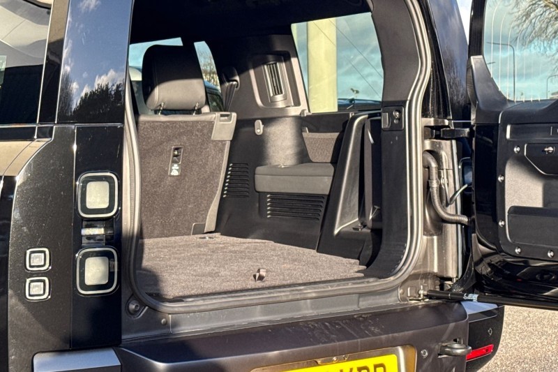 Used Land Rover Defender 2025 for sale - 77005461: Photo 42