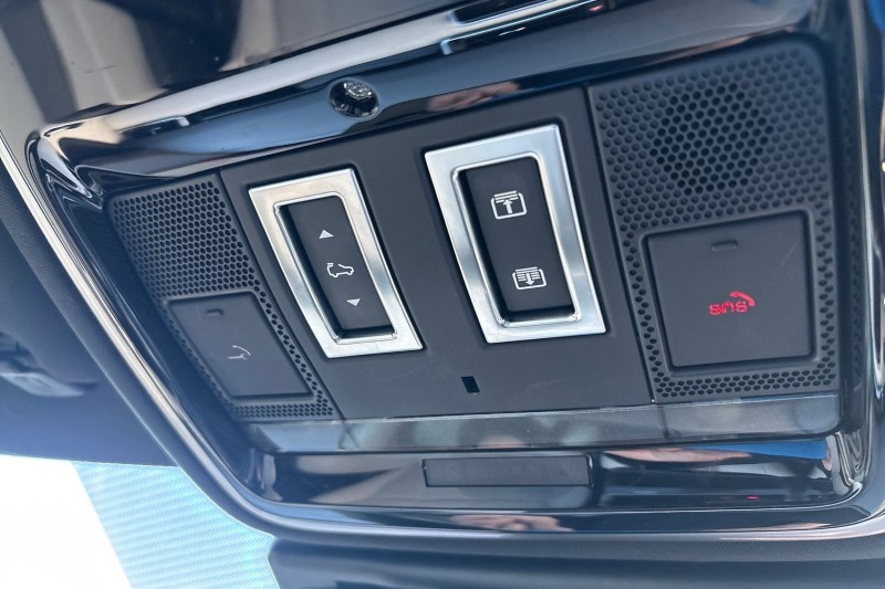 Used Land Rover Range Rover Velar 2022 for sale - 76981403: Photo 22