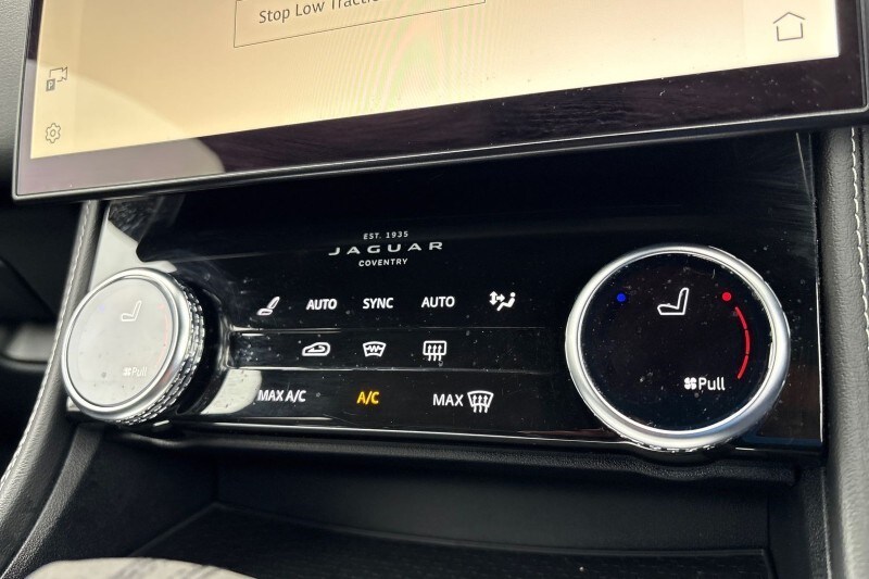 Used Jaguar F-Pace 2022 for sale - 77567410: Photo 38