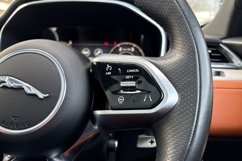 Used Jaguar F-Pace 2021 for sale - 77945567: Photo 29