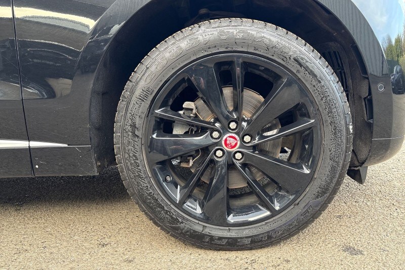 Used Jaguar F-Pace 2021 for sale - 77945567: Photo 8