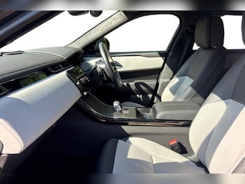 Used Land Rover Range Rover Velar 2025 for sale - 79536101: Photo
