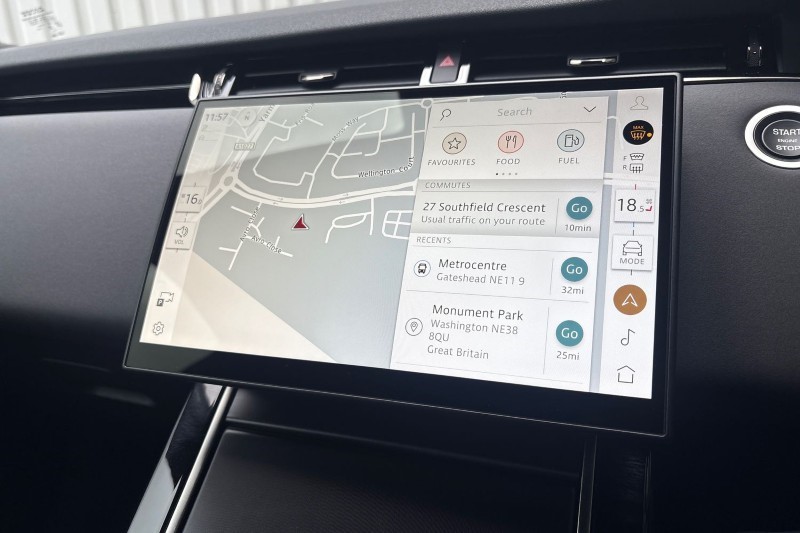 Used Land Rover Range Rover Evoque 2025 for sale - 76980799: Photo 10