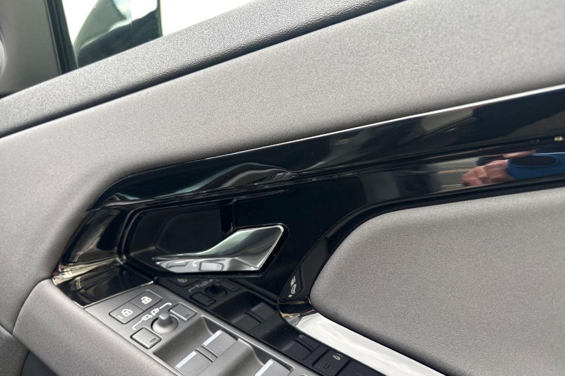 Used Land Rover Range Rover Evoque 2025 for sale - 76980799: Photo 21