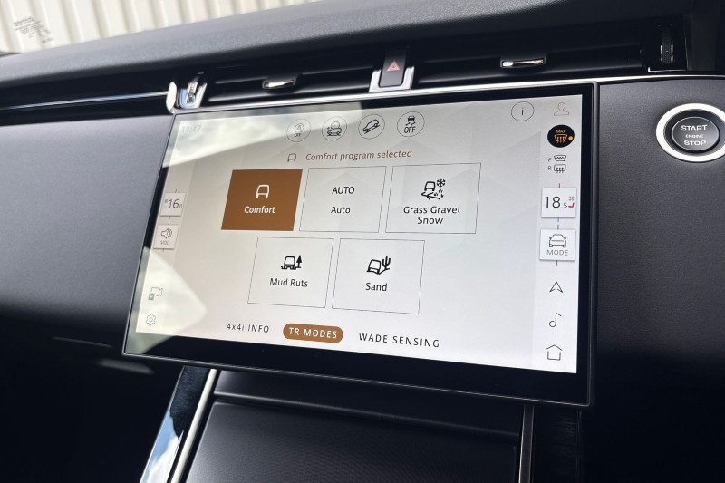 Used Land Rover Range Rover Evoque 2025 for sale - 76980799: Photo 36