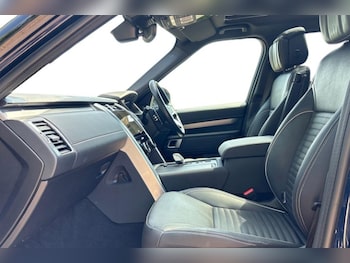 Used Land Rover Discovery 2022 for sale - 79368859: Photo
