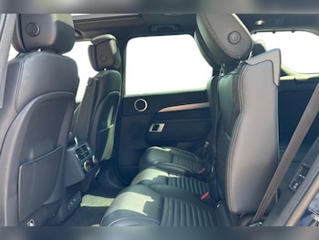 Used Land Rover Discovery 2022 for sale - 79368859: Photo