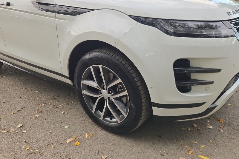 Used Land Rover Range Rover Evoque 2025 for sale - 76980803: Photo 33