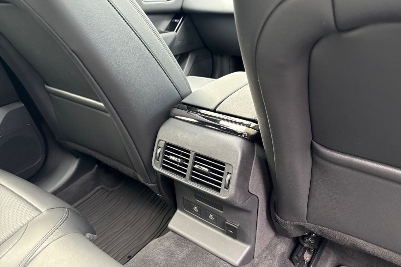 Used Land Rover Range Rover Velar 2025 for sale - 76981478: Photo 18