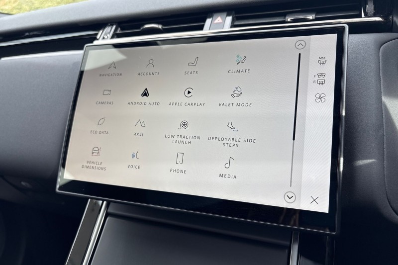 Used Land Rover Range Rover Velar 2025 for sale - 76981478: Photo 34