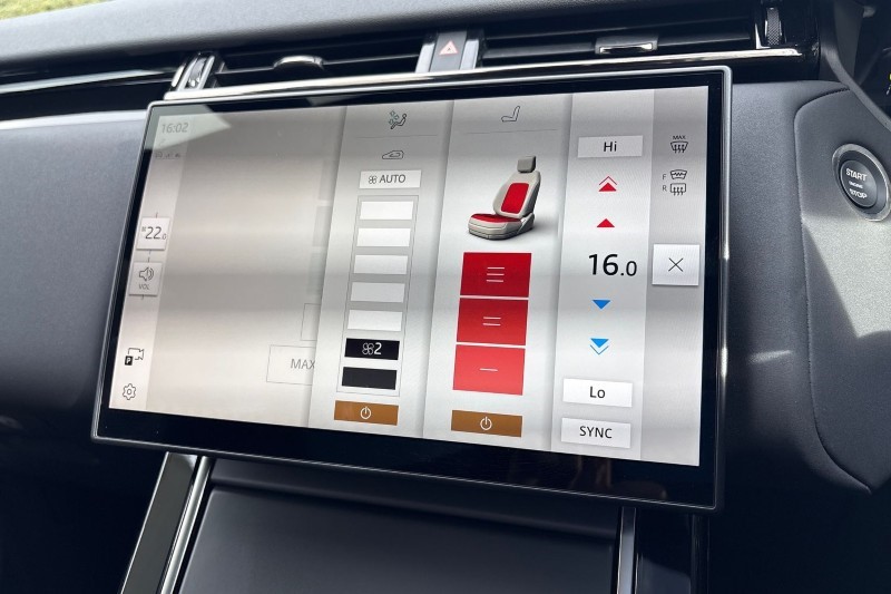 Used Land Rover Range Rover Velar 2025 for sale - 76981478: Photo 37