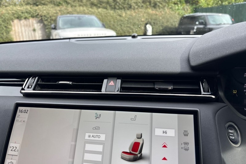 Used Land Rover Range Rover Velar 2025 for sale - 76981478: Photo 38