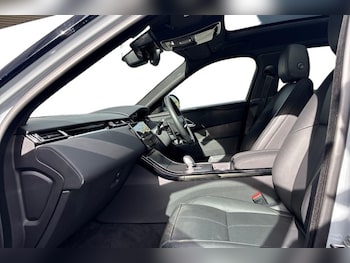 Used Land Rover Range Rover Velar 2025 for sale - 76981478: Photo