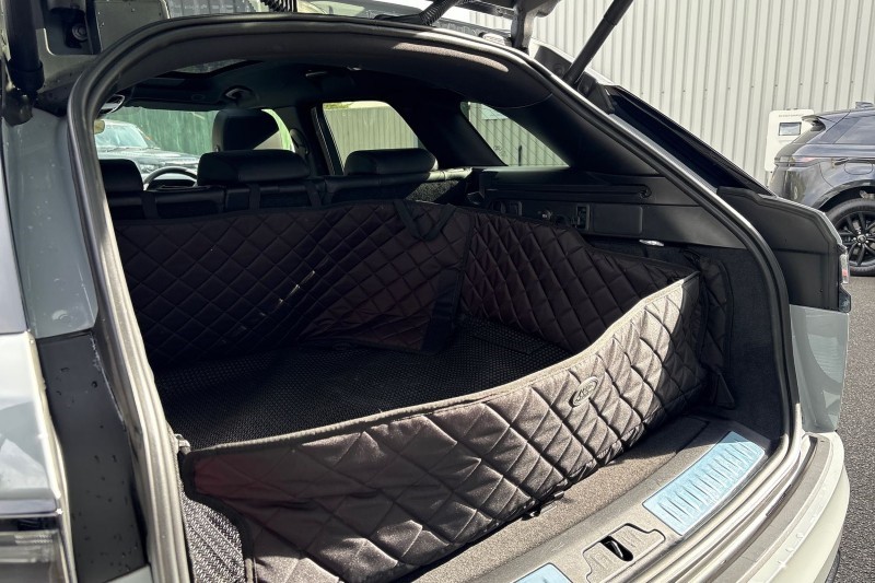 Used Land Rover Range Rover Velar 2025 for sale - 76981478: Photo 43