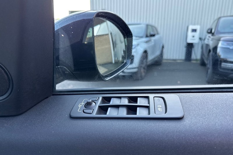 Used Land Rover Discovery Sport 2022 for sale - 76981051: Photo 24