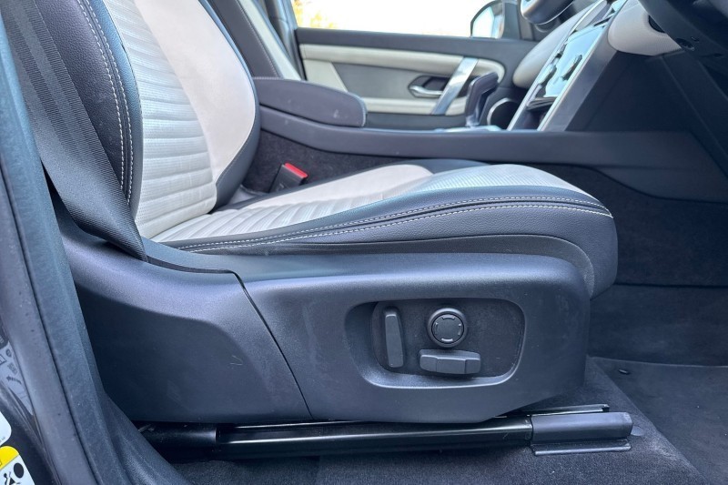 Used Land Rover Discovery Sport 2022 for sale - 76981051: Photo 25