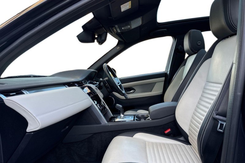 Used Land Rover Discovery Sport 2022 for sale - 76981051: Photo 3