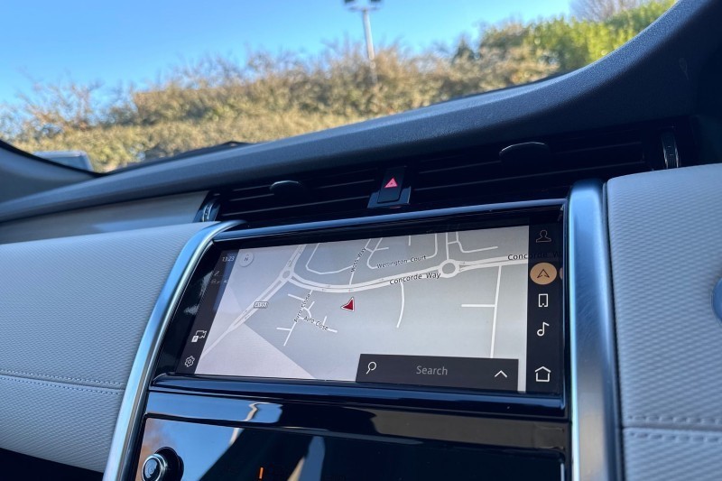 Used Land Rover Discovery Sport 2022 for sale - 76981051: Photo 32