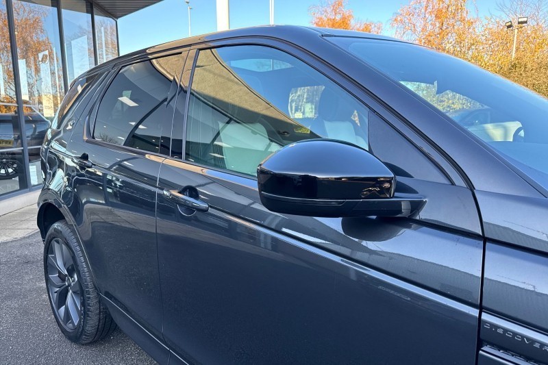 Used Land Rover Discovery Sport 2022 for sale - 76981051: Photo 53