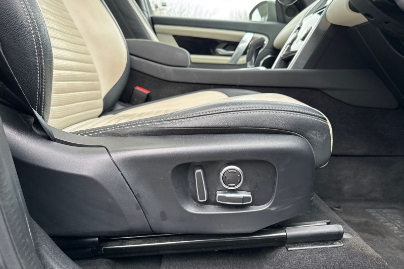 Used Land Rover Discovery Sport 2022 for sale - 77326467: Photo 24
