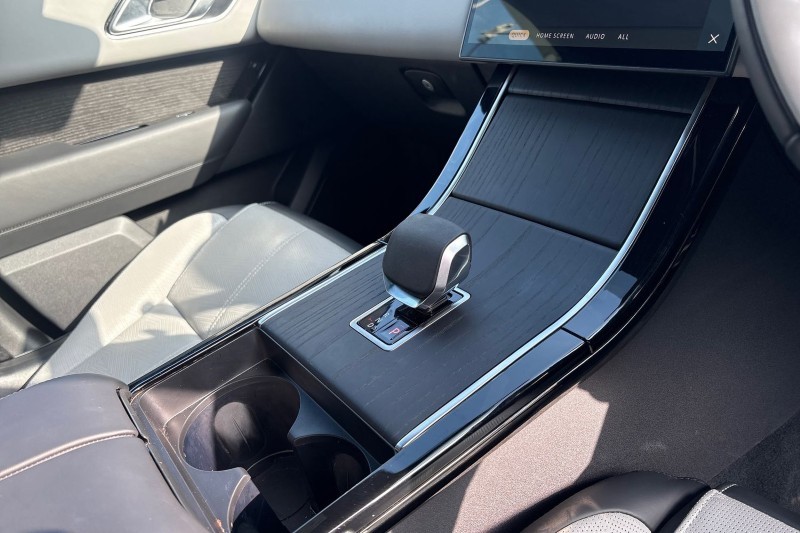 Used Land Rover Range Rover Velar 2025 for sale - 77803984: Photo 13