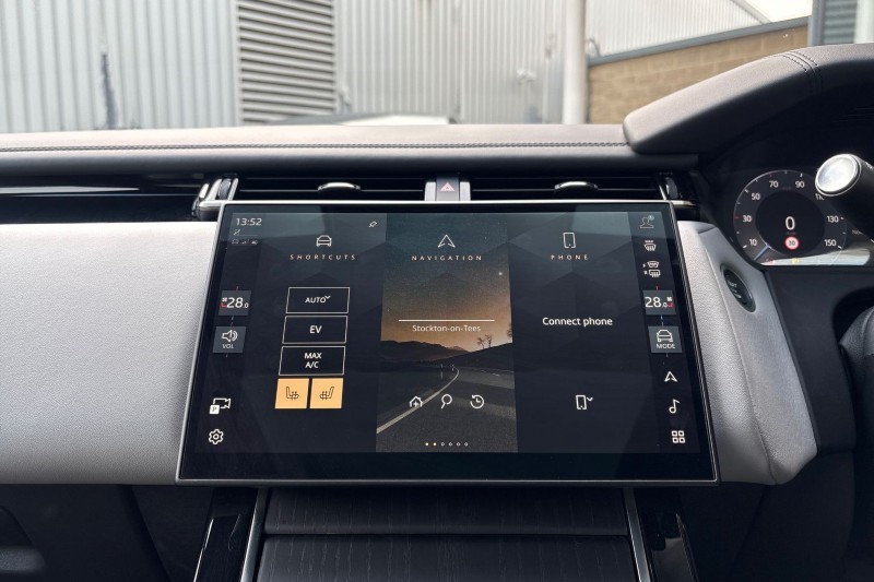 Used Land Rover Range Rover Velar 2025 for sale - 77803984: Photo 14