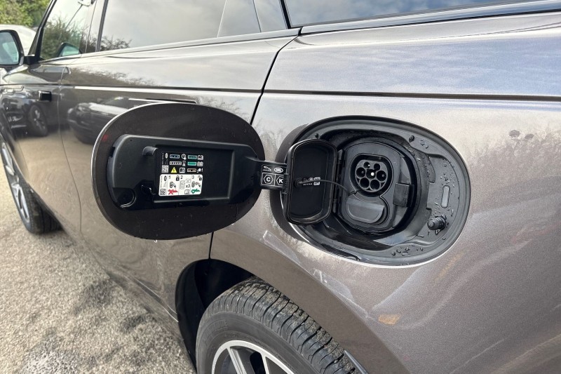 Used Land Rover Range Rover Velar 2025 for sale - 77803984: Photo 22