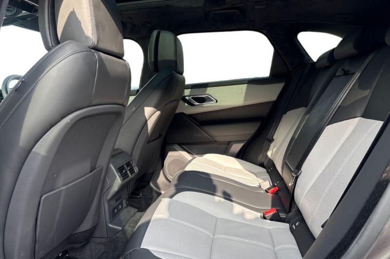 Used Land Rover Range Rover Velar 2025 for sale - 77803984: Photo 4