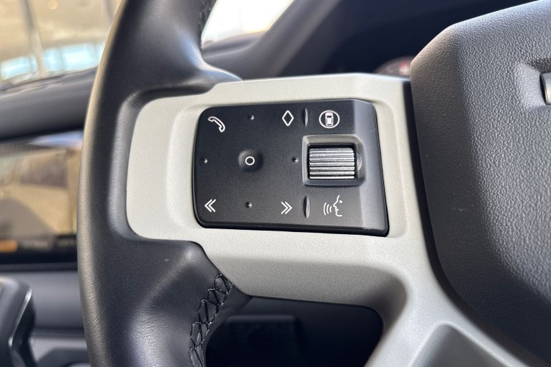 Used Land Rover Defender 2023 for sale - 78090491: Photo 29