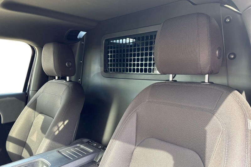 Used Land Rover Defender 2023 for sale - 78090491: Photo 4