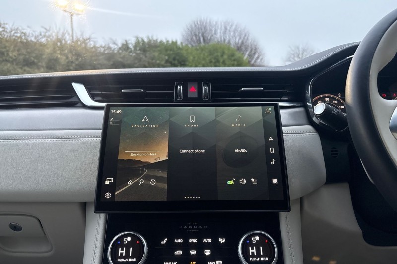 Used Jaguar F-Pace 2023 for sale - 77258408: Photo 14