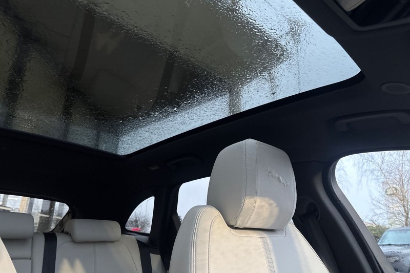 Used Jaguar F-Pace 2023 for sale - 77258408: Photo 21