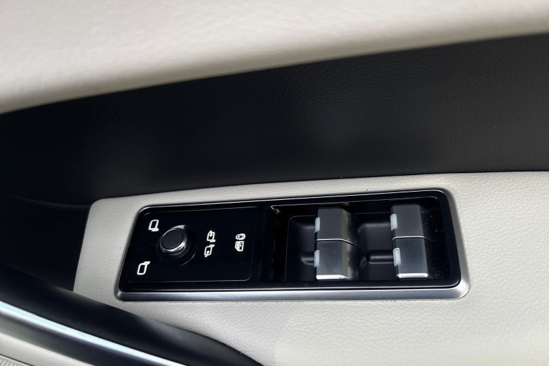 Used Jaguar F-Pace 2023 for sale - 77258408: Photo 24