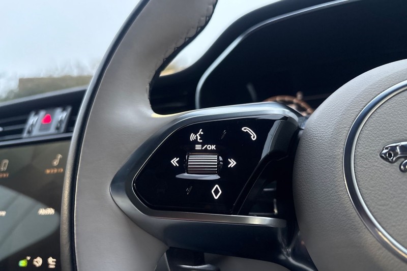 Used Jaguar F-Pace 2023 for sale - 77258408: Photo 29