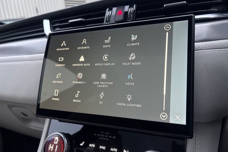 Used Jaguar F-Pace 2023 for sale - 77258408: Photo 34