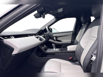 Used Land Rover Range Rover Evoque 2022 for sale - 76981211: Photo