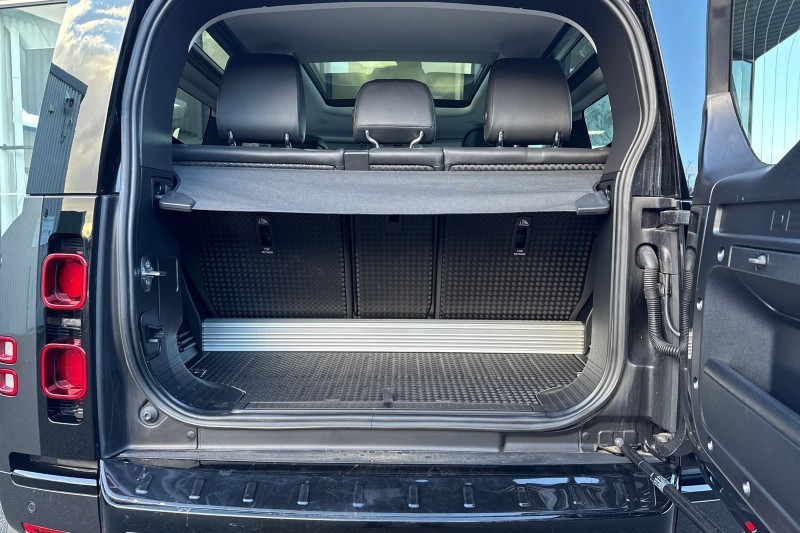 Used Land Rover Defender 2022 for sale - 77258384: Photo 10