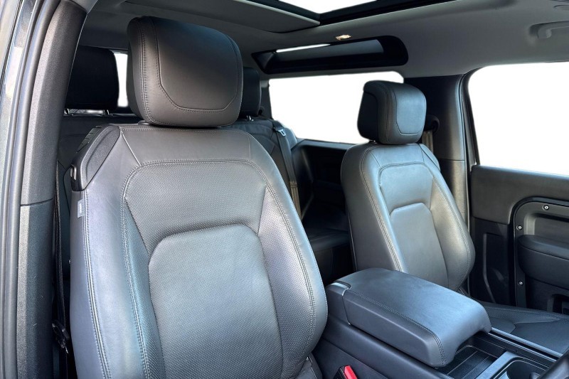 Used Land Rover Defender 2022 for sale - 77258384: Photo 26