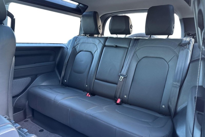 Used Land Rover Defender 2022 for sale - 77258384: Photo 4